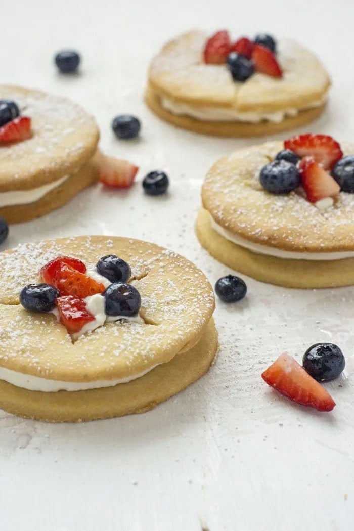 Berry Shortcake with Cornmeal Cookies
By Son Shine Kitchen