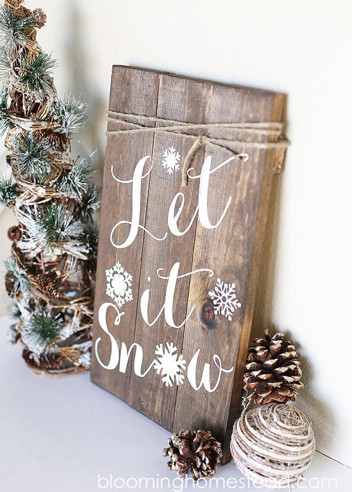 DIY Winter Woodland Sign by Blooming Homestead