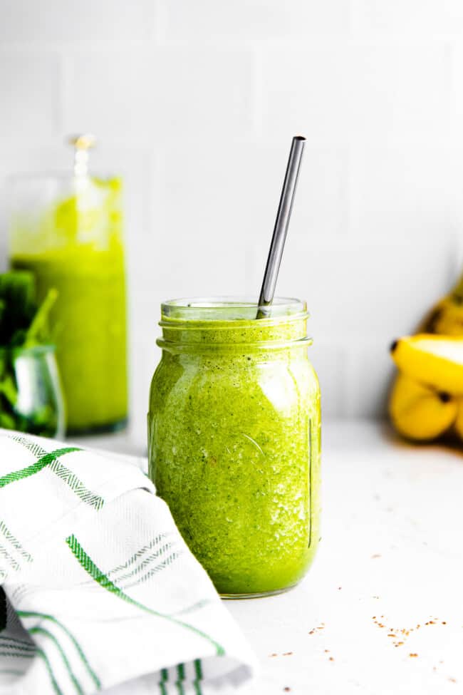 Island Green Smoothie Recipe By Easy Dessert Recipes