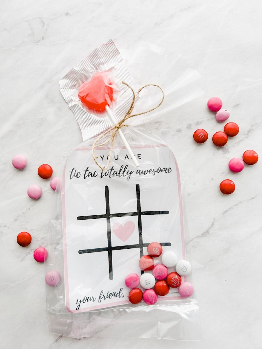 Tic Tac Toe Valentine’s Cards- Free Printable by Fox Farm Home