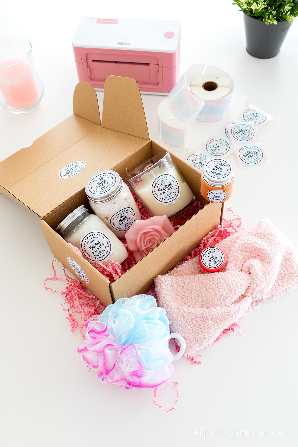 cenital  45 grades view of Relaxing DIY Spa Kit for Mother's Day 