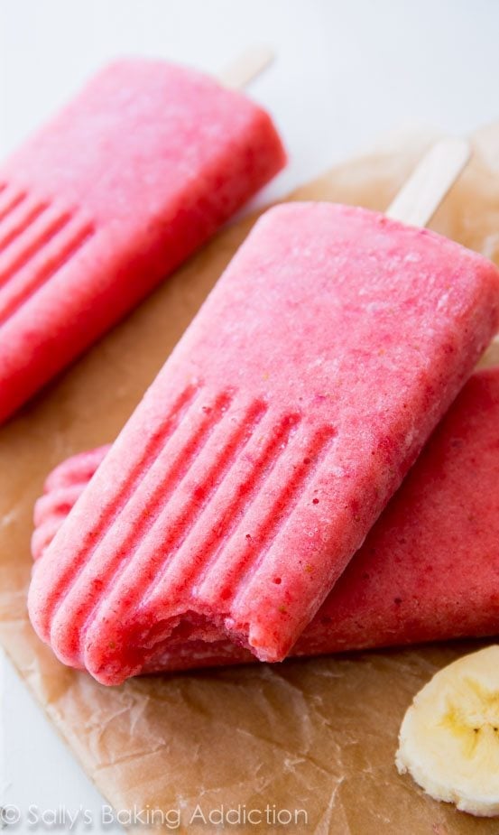 3 Ingredient Strawberry Banana Popsicles