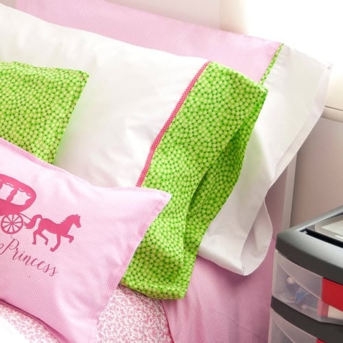 How to Make a Pillowcase in 20 Minutes or Less. Post cover image showcasing the Pillowcases